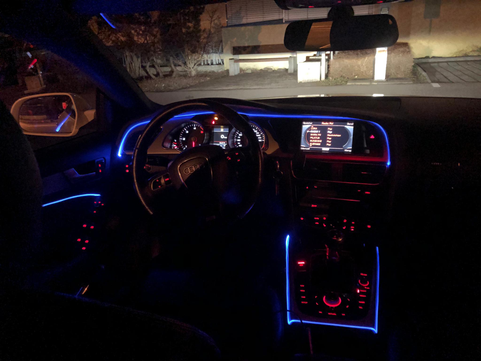 Audi A5 8T LED Ambiente Licht Tuning - Cool Car - Fahrzeugcodierung und  Nachrüstungen