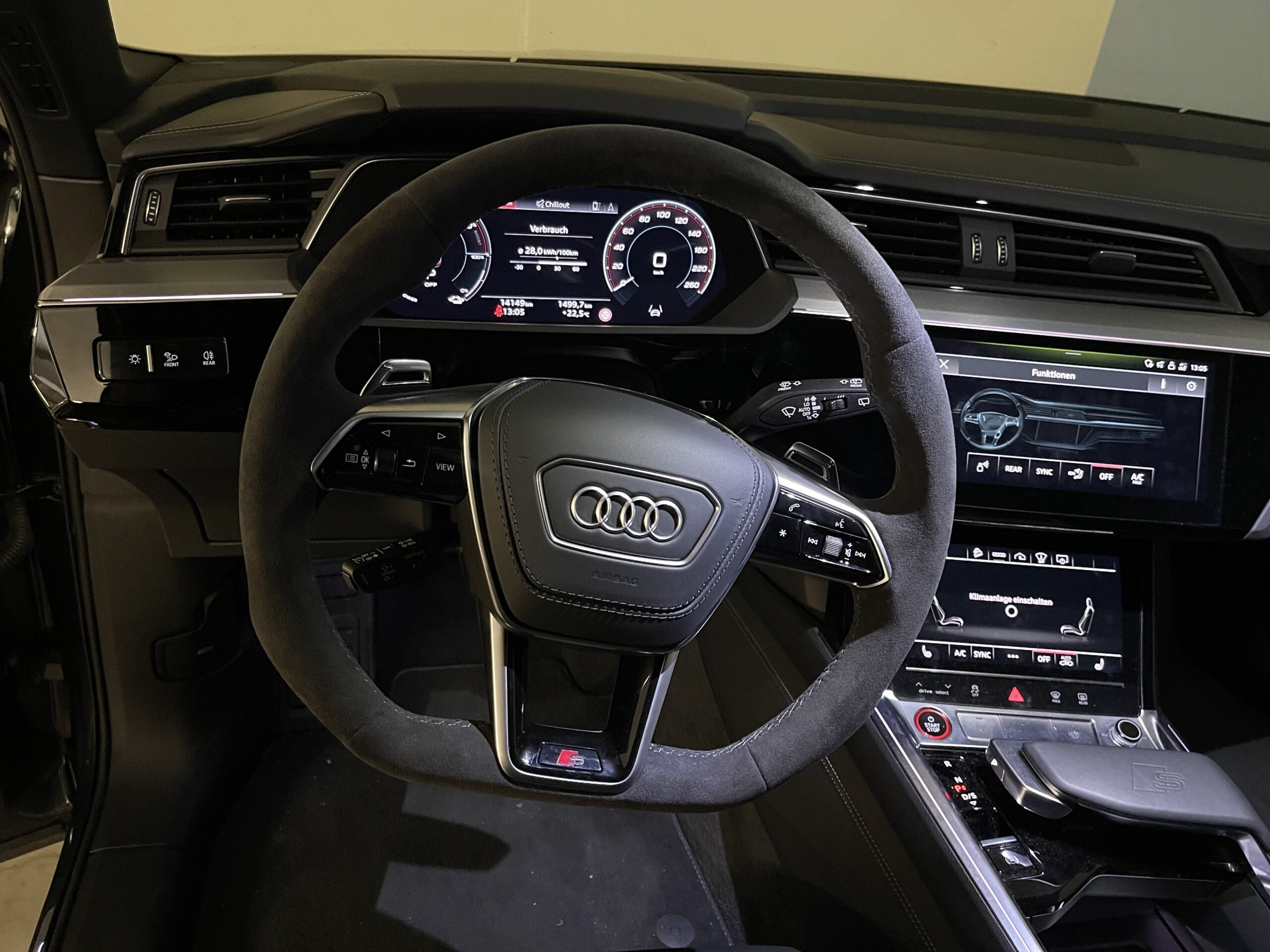 Audi e-tron 4KE / Lenkradheizung codieren / parameterset einspielen - Cool  Car - Fahrzeugcodierung und Nachrüstungen