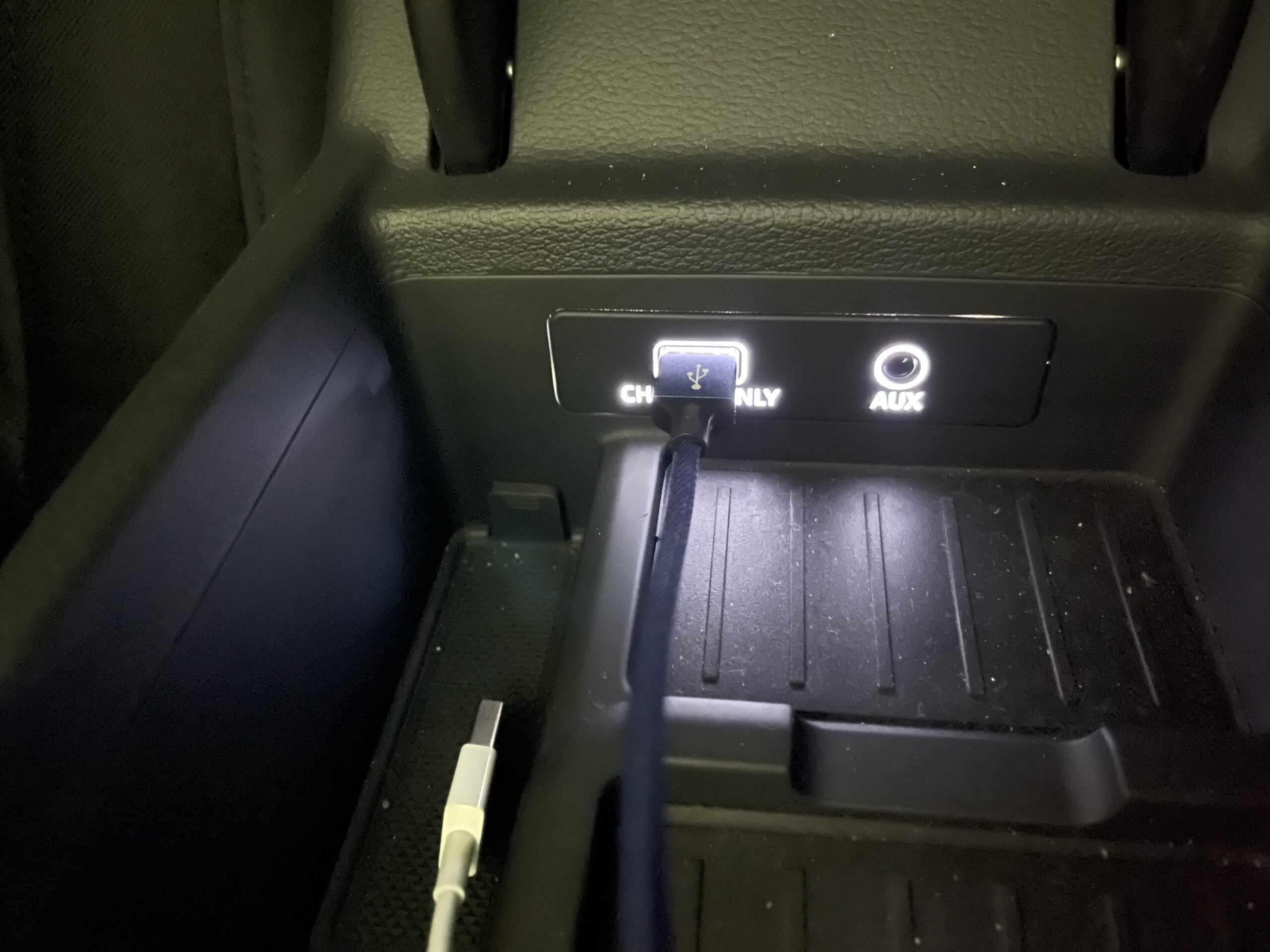 Audi A4 (B9) CarPlay USB Nachrüstung –