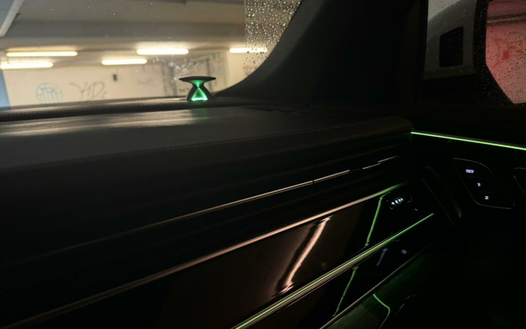 Audi Q8 4M 2018 ausfahrbare B&O Lautsprecher mit Ambiente Beleuchtung nachrüsten